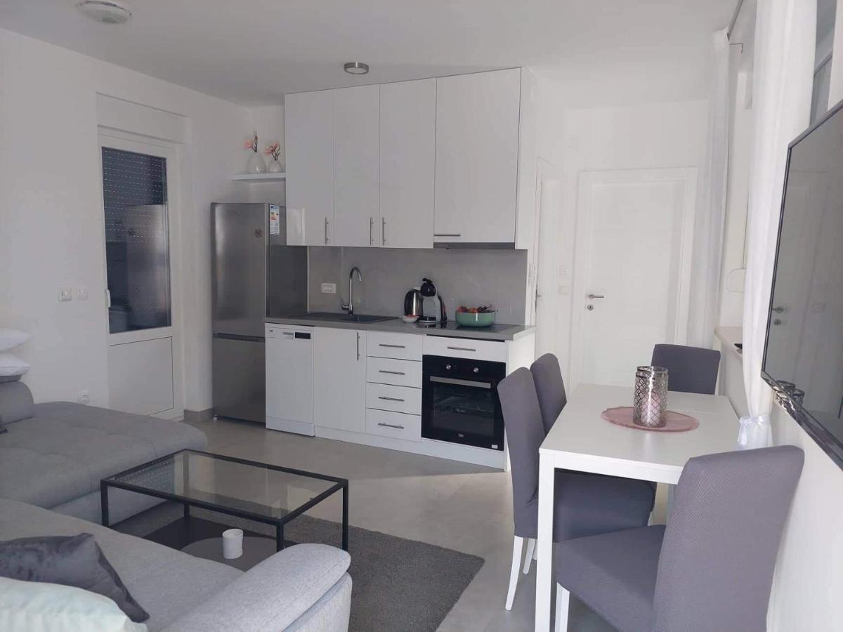 Ferienhaus Maestral - Kastel Kambelovac Kaštela Εξωτερικό φωτογραφία
