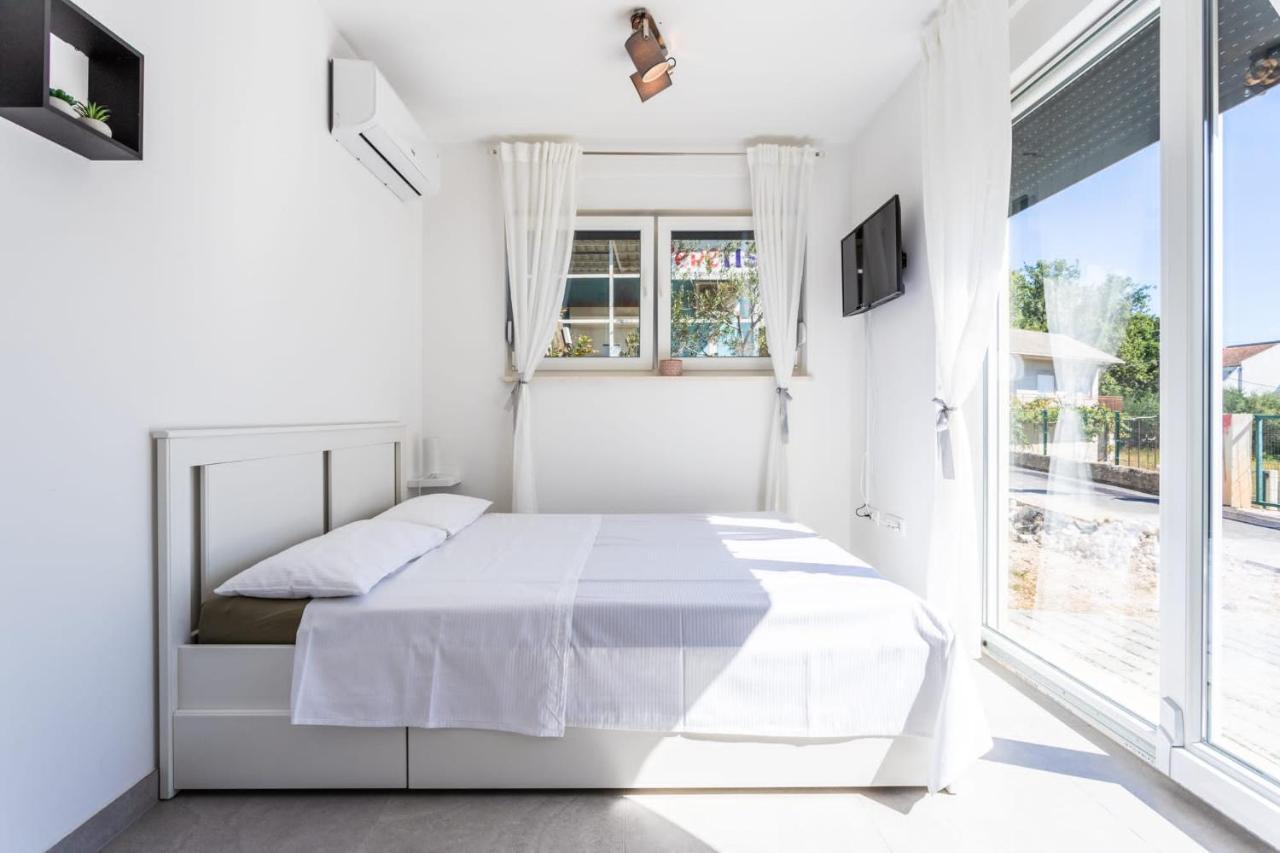 Ferienhaus Maestral - Kastel Kambelovac Kaštela Εξωτερικό φωτογραφία